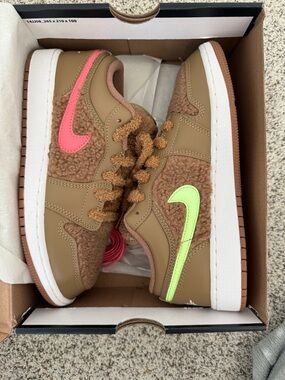 Jordan Women's Low-Top Sneakers Brown with Pink and Neon Green Swooshes